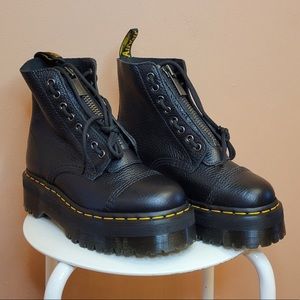 Dr. Marten’s  Sinclair boots NWOT